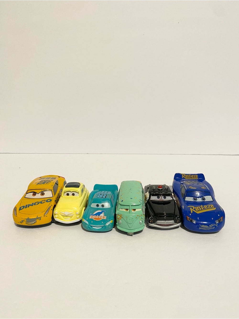Disney Pixar Cars Radiator Springs Diecast Set Lot of 6 Vehicles